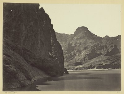 Black Cañon, Colorado River, set nedefra nær Camp 7. Udforskninger i Nevada og Arizona, ekspeditionen i 1871. Løjtnant Geo. M. Wheeler, kommandør. af Timothy O