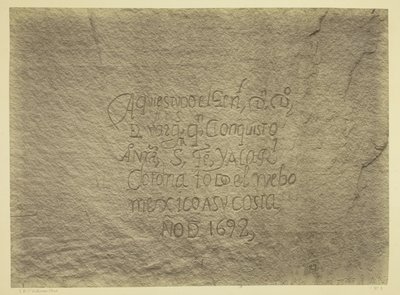 Historisk spansk optegnelse over erobringen, sydsiden af Inscription Rock, N.M. Geografiske og geologiske udforskninger og undersøgelser vest for den 100. meridian. Ekspeditionen i 1873. -Løjtnant Geo. M. Wheeler, ingeniørkorpset, leder. af Timothy O