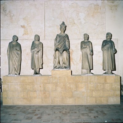 Statue af Henrik VII (12745-1313), den hellige romerske kejser, med hans rådgivere 1315 (marmor) af Tino di Camaino