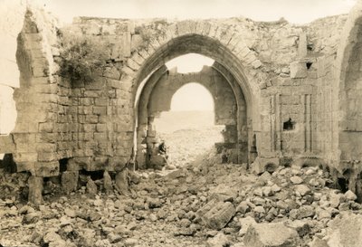 Interiør af byzantinsk basilika, Amman, Jordan, fotografi af Ugo Monneret de Villard, ca. 1920 af Ugo Monneret de Villard