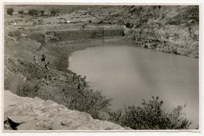 Vandbassin nær Axum, Etiopien, foto af Ugo Monneret de Villard af Ugo Monneret de Villard