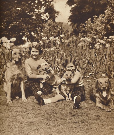 -Og venner, prinsesser Elizabeth og Mary på Royal Lodge, Windsor, c1936 1937 af Unbekannt