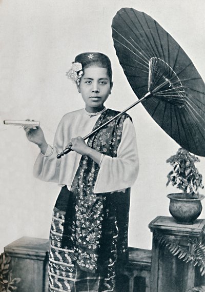 En burmesisk dame, 1902 af Unbekannt