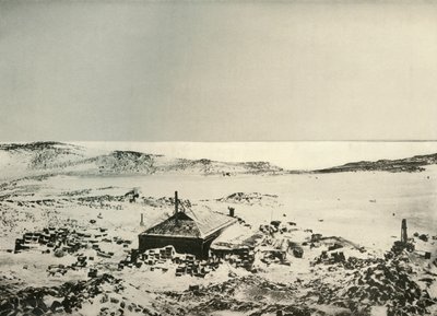 En udsigt over hytten, der ser mod nord., c1908, 1909. af Unbekannt