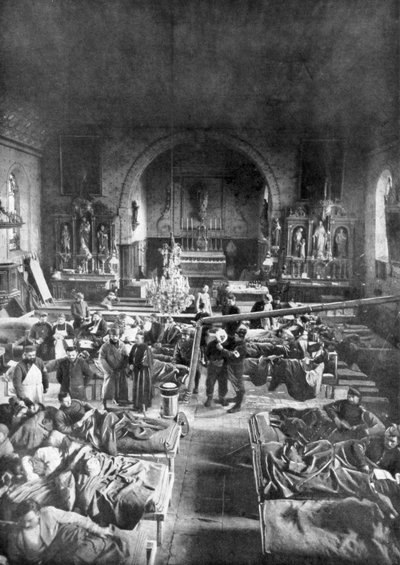 En feltstation ved fronten, i skibet til en landkirke, Første Verdenskrig, 1915 af Unbekannt