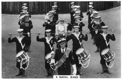 Et flådekorps af HMS Vernon shore etablering i Portsmouth, 1937 af Unbekannt