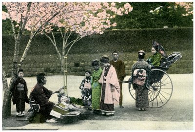 En gadehandler, Japan, 1904 af Unbekannt
