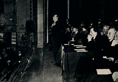 Taler til et offentligt møde i Finsbury Park, 1924, 1945. af Unbekannt