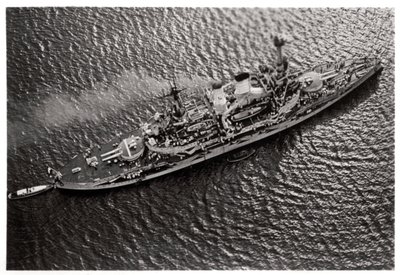 Luftfoto af det tyske slagskib SMS Schlesien, fra en Zeppelin, c1931 1933 af Unbekannt