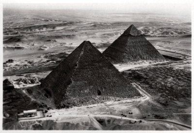 Luftfoto af pyramiderne i Giza, Egypten, fra en zeppelin, 1931 1933 af Unbekannt