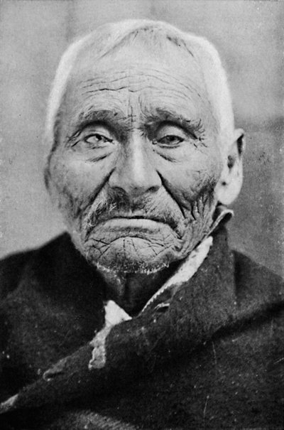 En gammel Tlingit-indianer fra Alaska, 1912 af Unbekannt