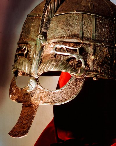 Angelsaksisk hjelm fra Sutton Hoo Treasure, 7th Century af Unbekannt