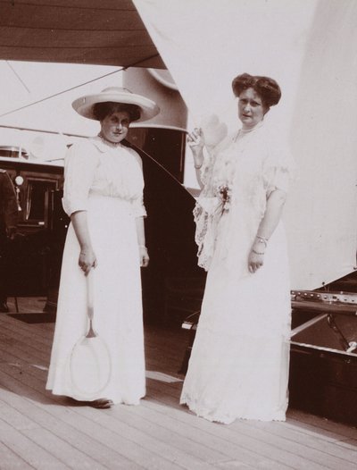 Anna Alexandrovna Vyrubova tog afsted med kejserinde Alexandra Fyodorovna af Rusland, 1912-1913 af Unbekannt