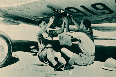 Våbensektion på arbejde, 1940 af Unbekannt