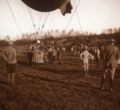 Kurv med spærreildsballon, c1914-c1918 af Unbekannt