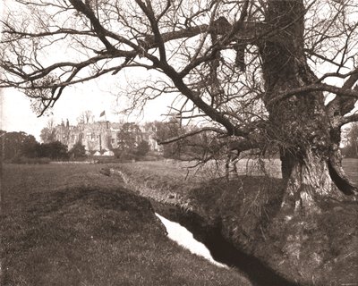 Berkeley Castle, Berkeley, Gloucestershire, 1894. af Unbekannt