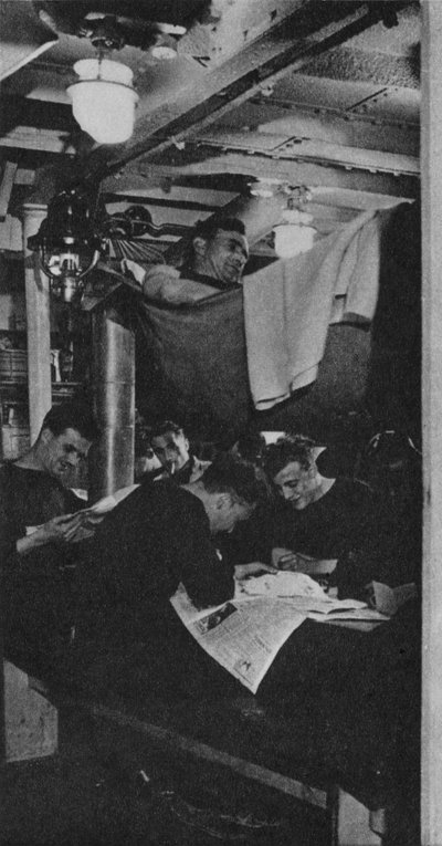 Between Sweeps, 1943 af Unbekannt