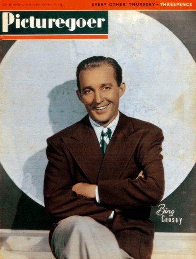 Bing Crosby 1903-1977, amerikansk sanger og skuespiller, 1944 af Unbekannt