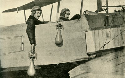 Bombeudkastere, 1914-1918, c1920. af Unbekannt