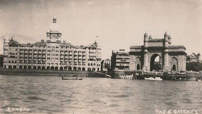 Bombay - Taj & Gateway, c1930. af Unbekannt