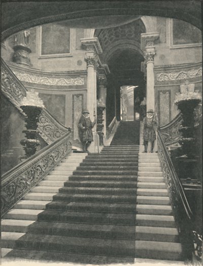 Buckingham Palace: The Grand Staircase, 1886 af Unbekannt