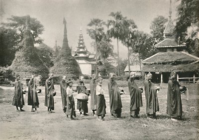 Burmesiske Phoongyies samler almisser, 1900. af Unbekannt