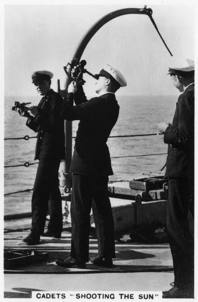 Kadetter skyder solen, Royal Navy College, 1937 af Unbekannt