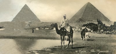Cairo: Pyramiderne, c1918-c1939. af Unbekannt