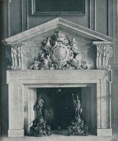 Udskåret marmor skorstensstykke af William Kent 1685-1748. I den offentlige spisestue på Hampton Court, af Unbekannt