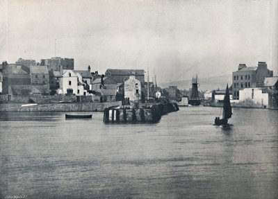 Castletown - Fra molen, viser Rushens slot, 1895 af Unbekannt