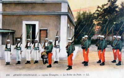 Vagtskifte, den franske fremmedlegion, c1910 af Unbekannt