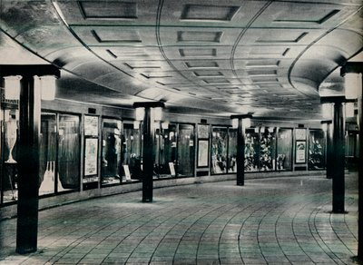 Verkehrsbereich der Piccadilly Circus Station, 1929 von Unbekannt