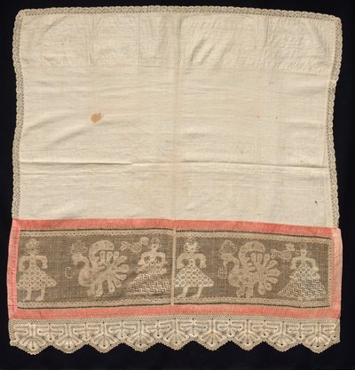 Klæd med kant af kvindefigurer og påfugle, 1700-1900-tallet. af Unbekannt