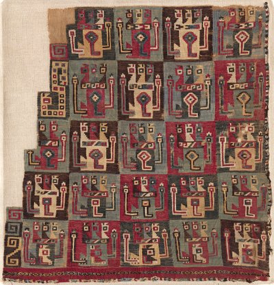 Hjørnefragment, sandsynligvis fra en Tunika, ca. 700-1100. af Unbekannt