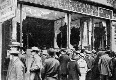 Ødelagt østrigsk juvelerbutik, Paris, Første Verdenskrig, 1914 af Unbekannt