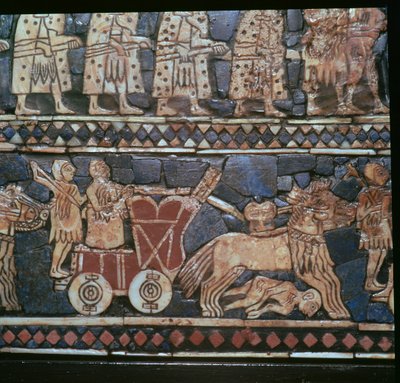 Detalje af standarden Ur, der viser en sumerisk krigsvogn, det sydlige Irak, omkring 2600-2400 f.Kr. af Unbekannt