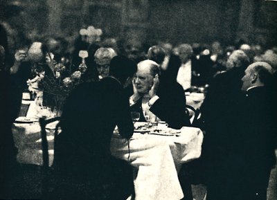 Spise ude i Burlington House, 1932, 1945. af Unbekannt