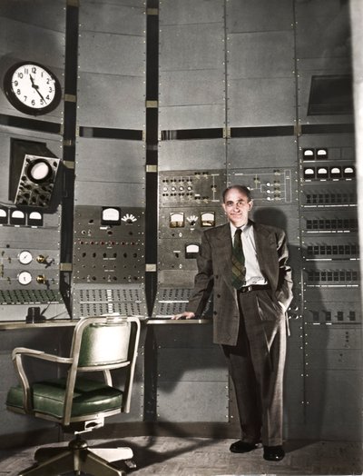Enrico Fermi, italiensk-født amerikansk atomfysiker, c1942 af Unbekannt