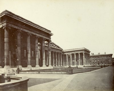Eksteriør af British Museum, Great Russell Street, London, 1887 af Unbekannt