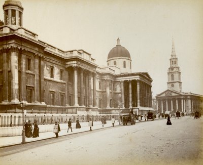 Eksteriør af National Gallery, London, 1887 af Unbekannt