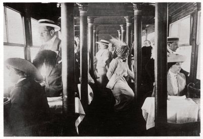 Filmselskab om bord på Zeppelin LZ13 Hansa, c1912-1914 1933 af Unbekannt