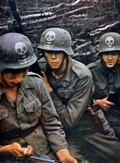 Finnish soldiers from an infantry regiment, 1943dani af Unbekannt