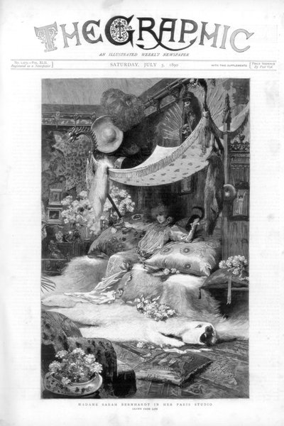Den franske skuespillerinde Sarah Bernhardt i sit Paris-studie, Frankrig, 1890 af Unbekannt