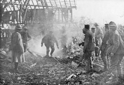 Franske tropper, der bruger flammekastere til at skylle tyskere ud af deres krisecentre, Cantigny, Frankrig, 1918 af Unbekannt