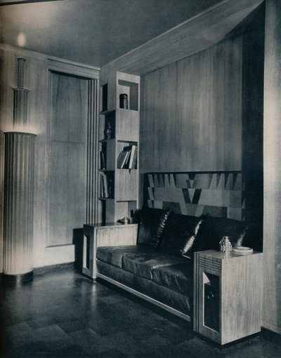 Møbler og interiør af et privat kontor. Designet af Joseph Sinel, 1930 af Unbekannt