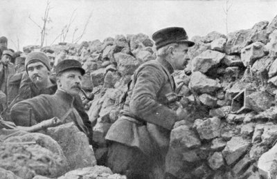 General Marchand inspicerer skyttegrave, Champagne, Frankrig, Første Verdenskrig, 1915 af Unbekannt