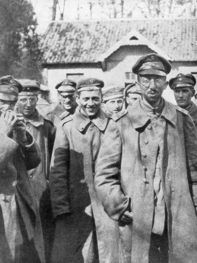 Tyske fanger taget den 18. april 1918, Frankrig af Unbekannt