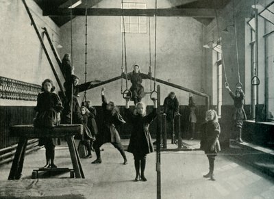 Pigegymnaster ved Den Kongelige Institution for Døvstumme, Friar Gate, Derby, 1902. af Unbekannt