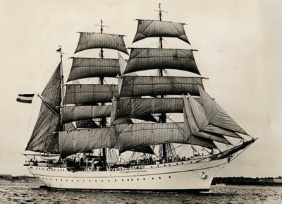 Gorch Fock for første gang under fuld sejl, 1933 af Unbekannt