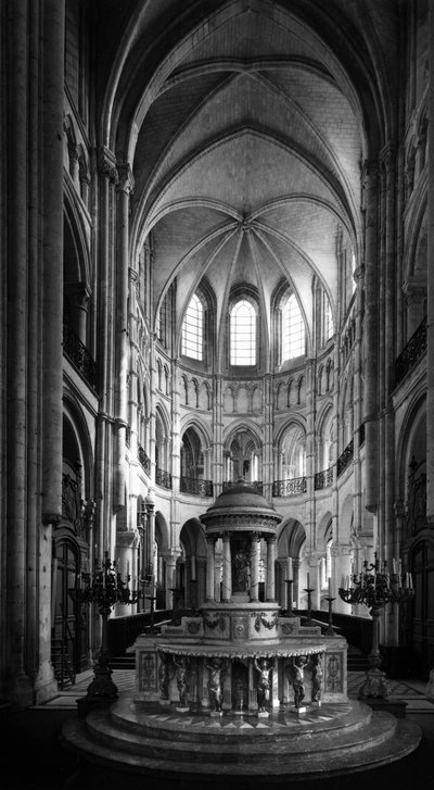 Gotisk kunst: udsigt over koret i Cathedrale Notre Dame de Noyon (12.-13. århundrede). (Oise) af Unbekannt